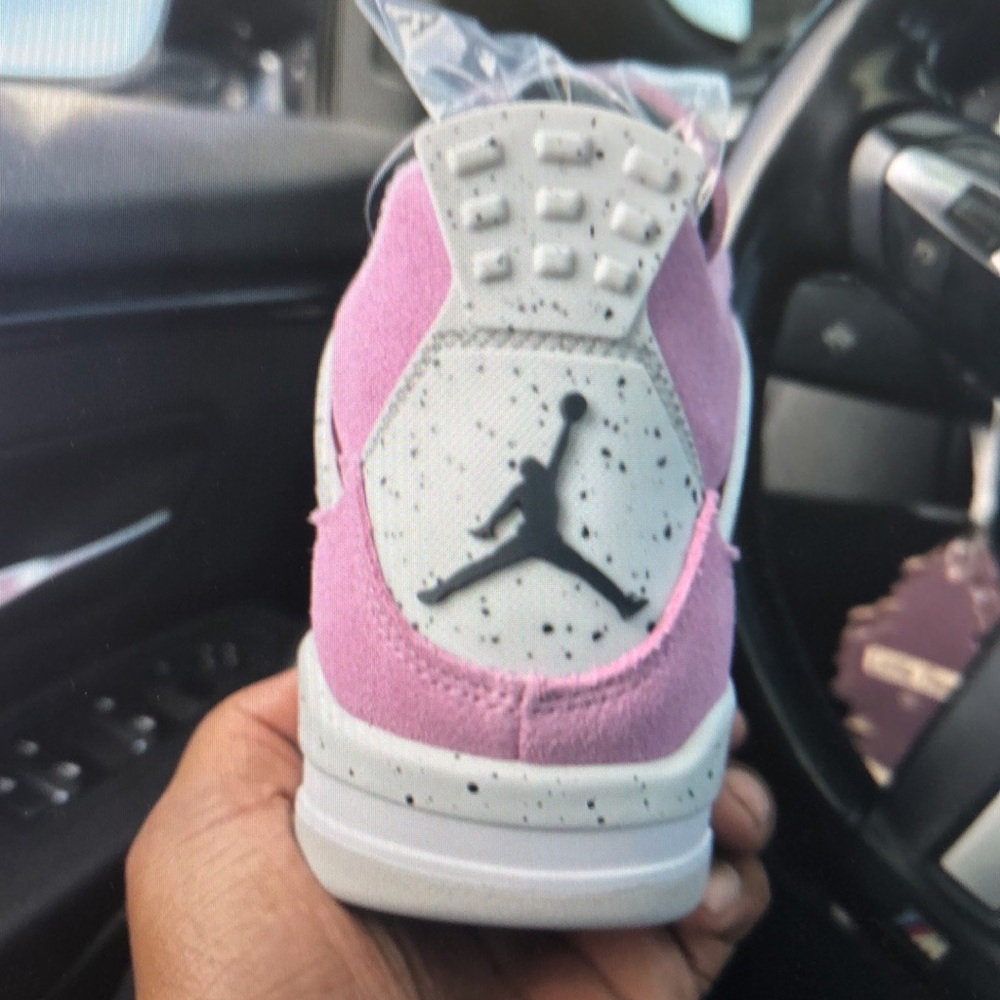 Jordan Air Jordan 4 “Orchid” - Picture 2 of 6